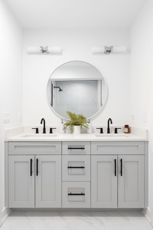 Elegant Vanity and Mirror Setup