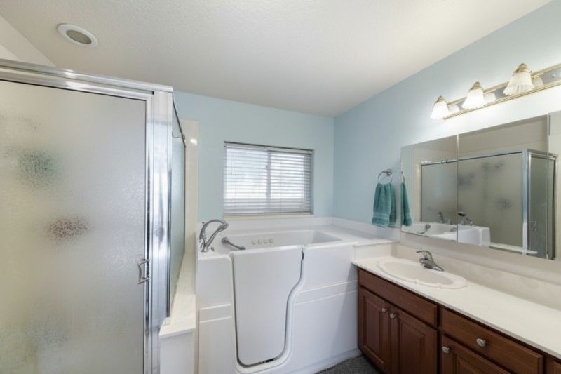 Walk In Tub Service
